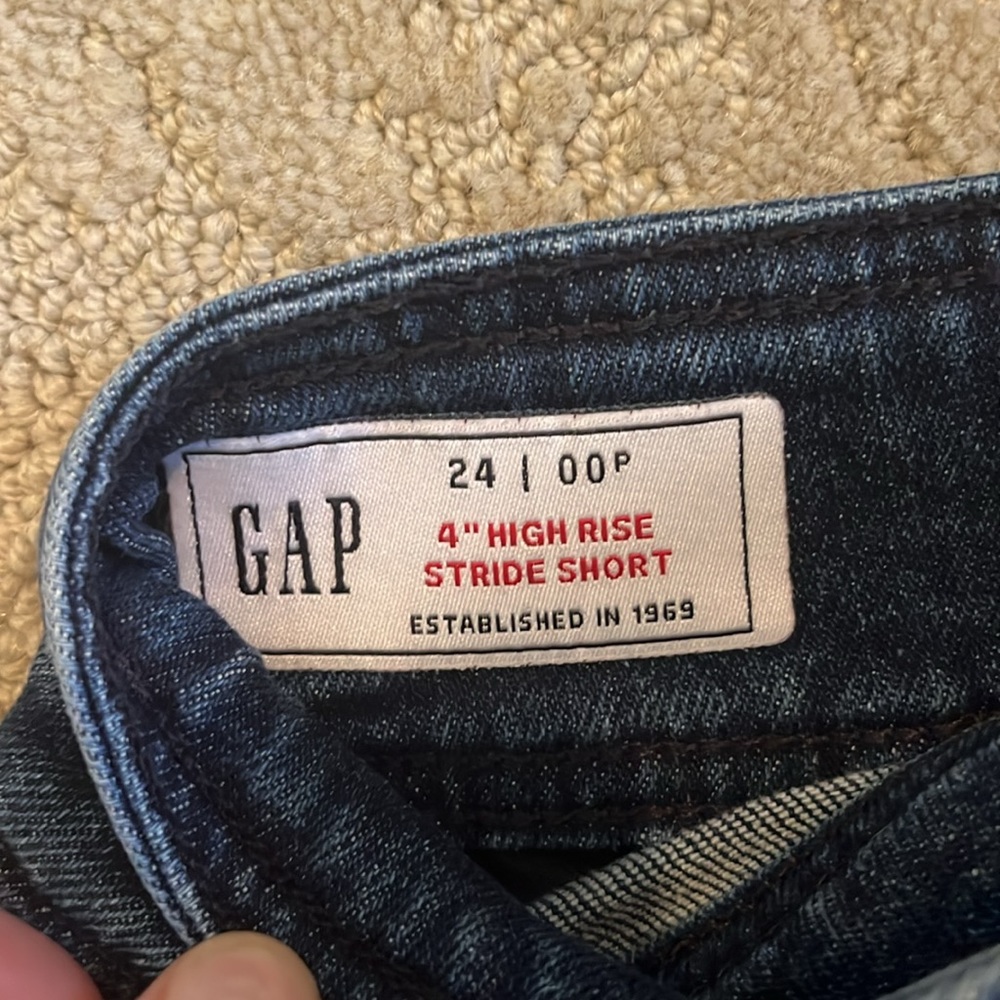 GAP Dark Blue High-Waist Jean Shorts with Front Patch Pockets - Picture 2 of 3